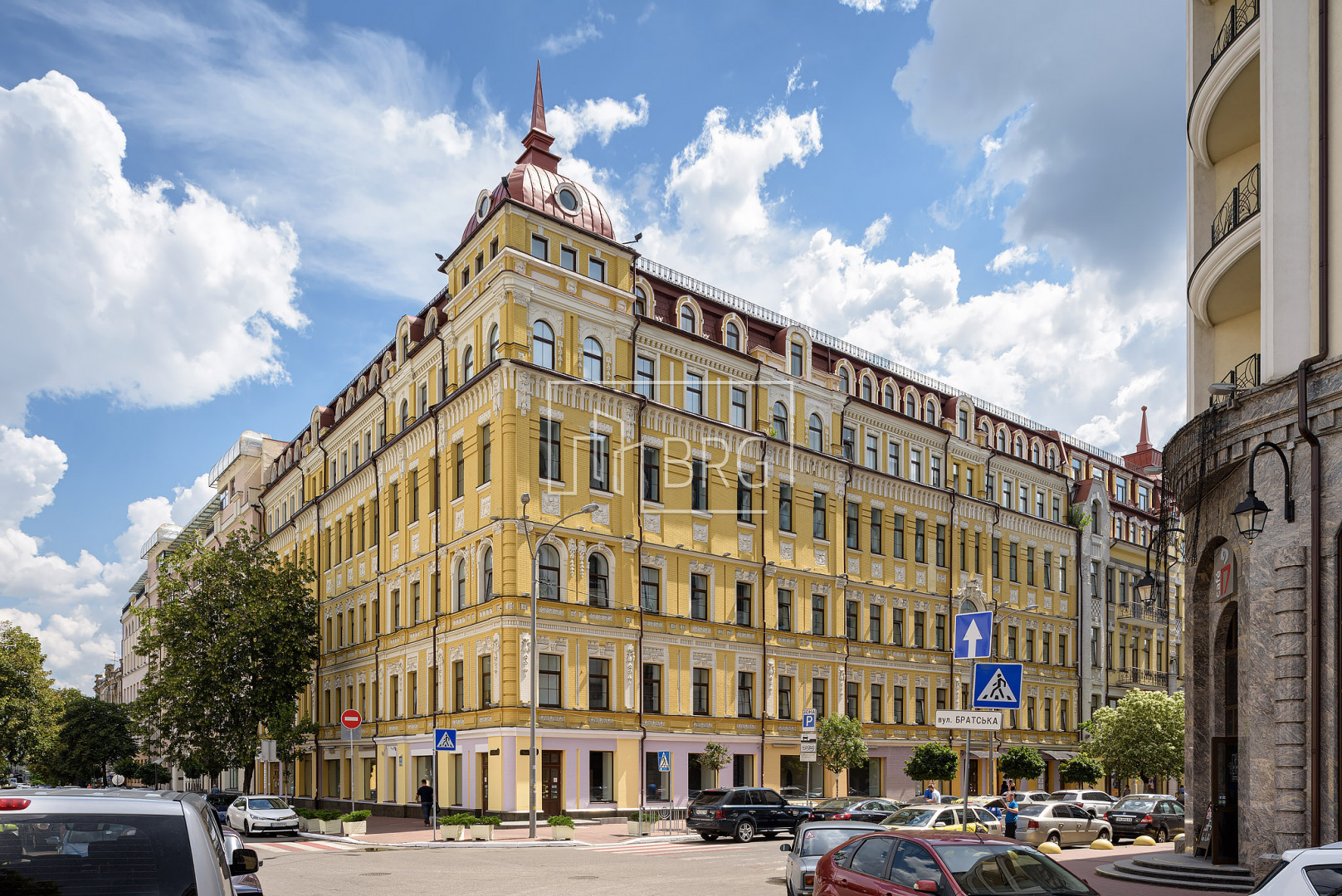 Аренда офисных помещений 207м и 426м в БЦ Ильинский Подол. Киев