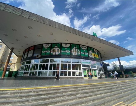 Аренда фасадного помещения 230м с отдельным входом М Шулявская. Київ
