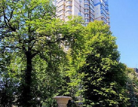 4 room apartment, Pechersk district. Kiev
