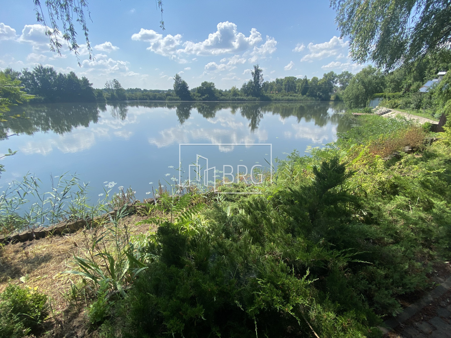 Будинок 220м котеджне містечно з виходом на р.Козинку Дамба початок. Київська обл