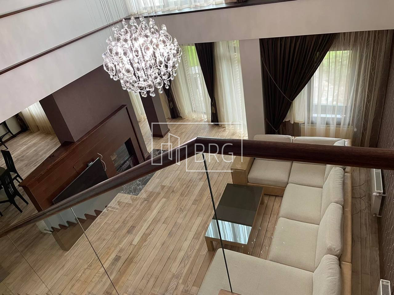 House 360m with pool s.Rudyki. Kiev region