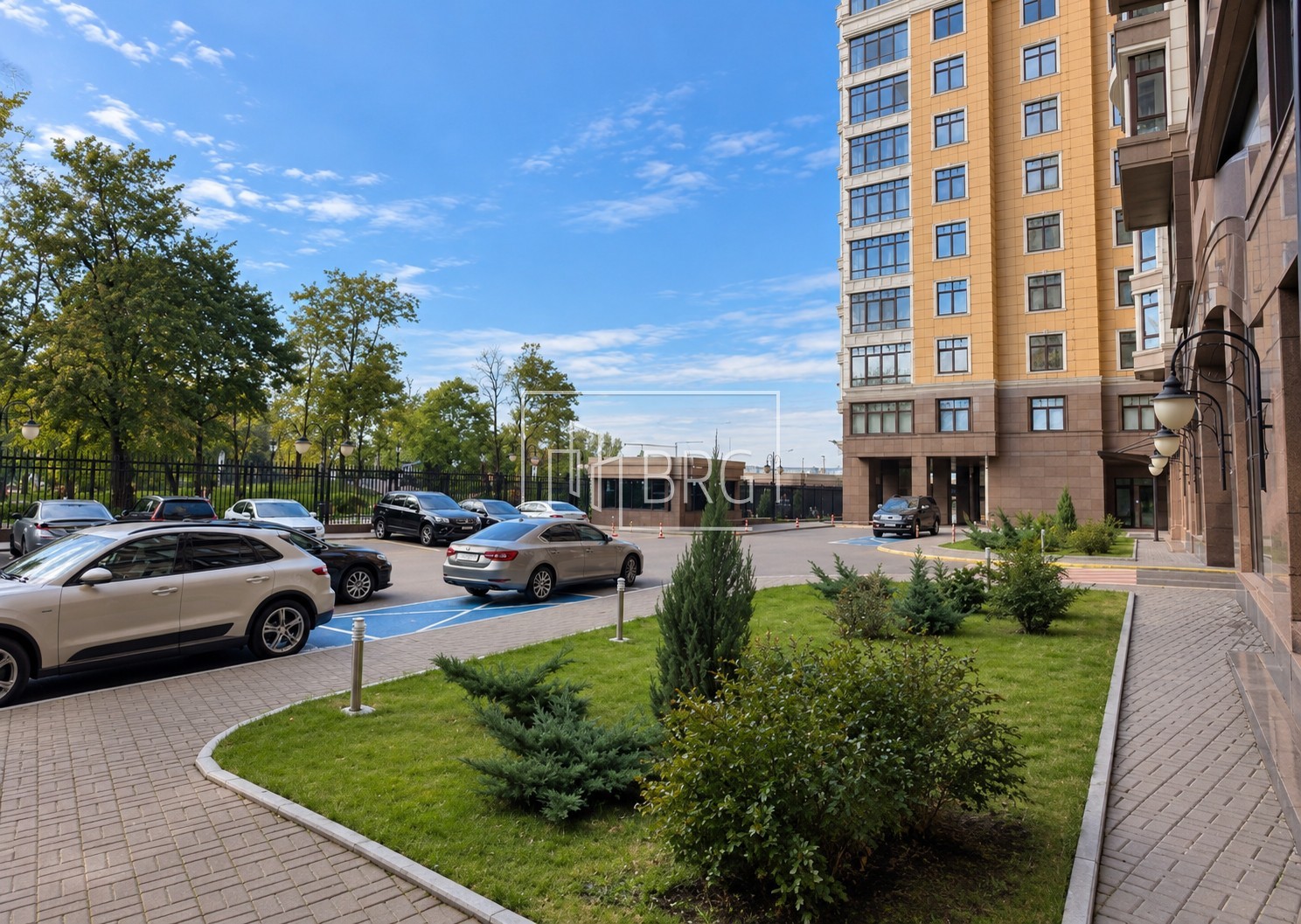 Продажа 3-х комнатной квартиры 190м возле Мариинского парка. Киев