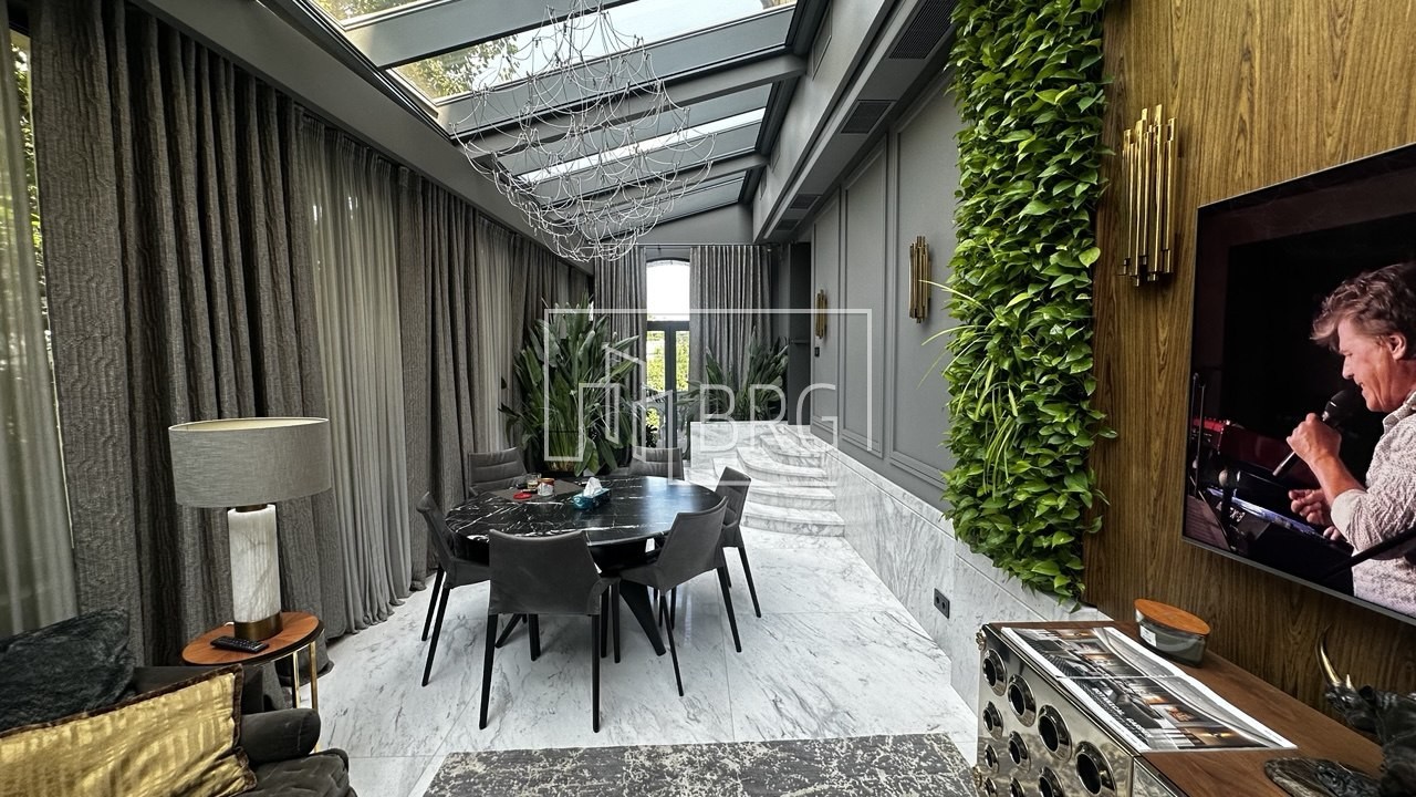 Апартаменты 324м с террасой ЖК Renaissance Residence Печерск. Київ