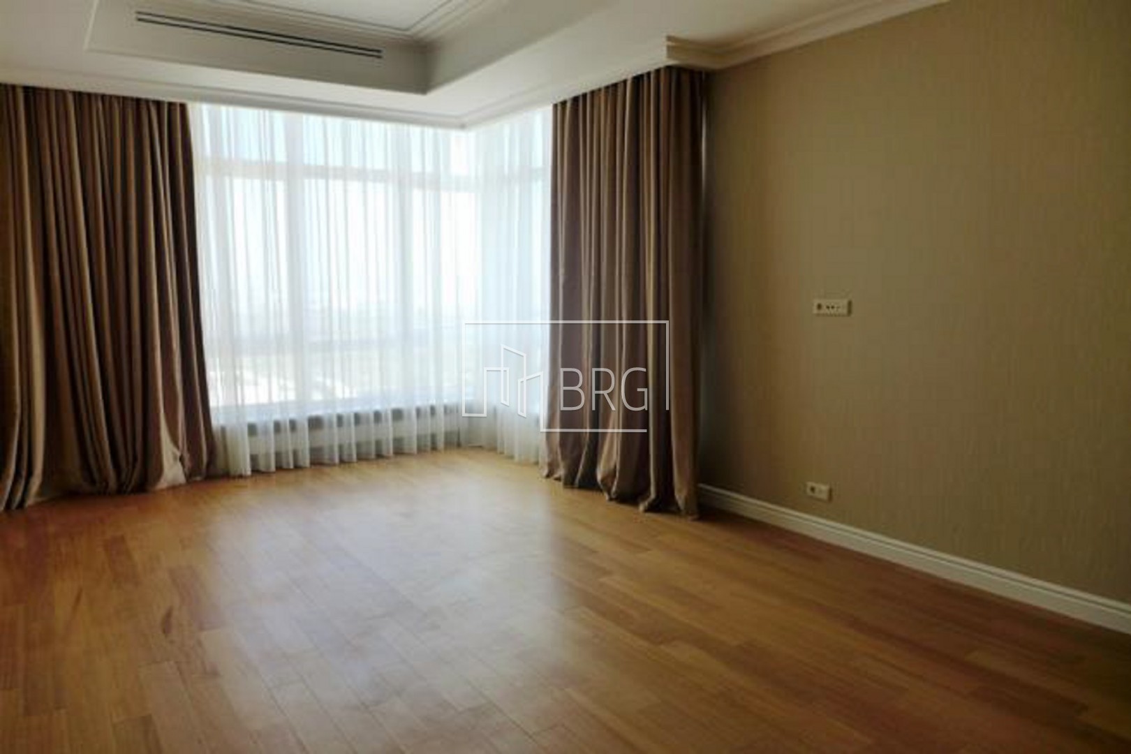 Продажа 4-х комнатной квартиры 264м в элитном доме премиум класса. Kiev