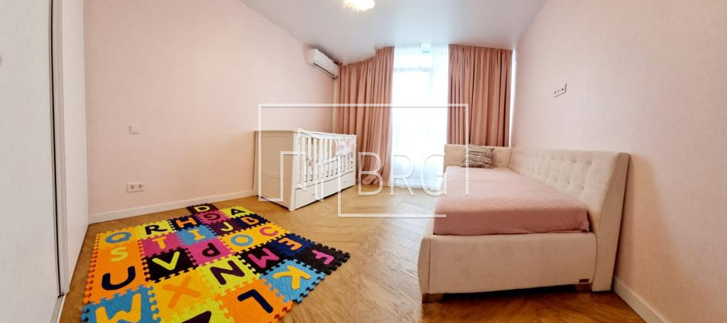 Квартира 3 комнаты видовая ЖК Французский квартал 2. Kiev