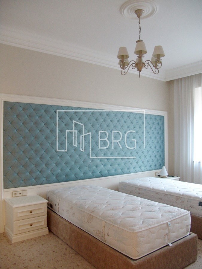 2 room apartment, Pechersk district. Kiev