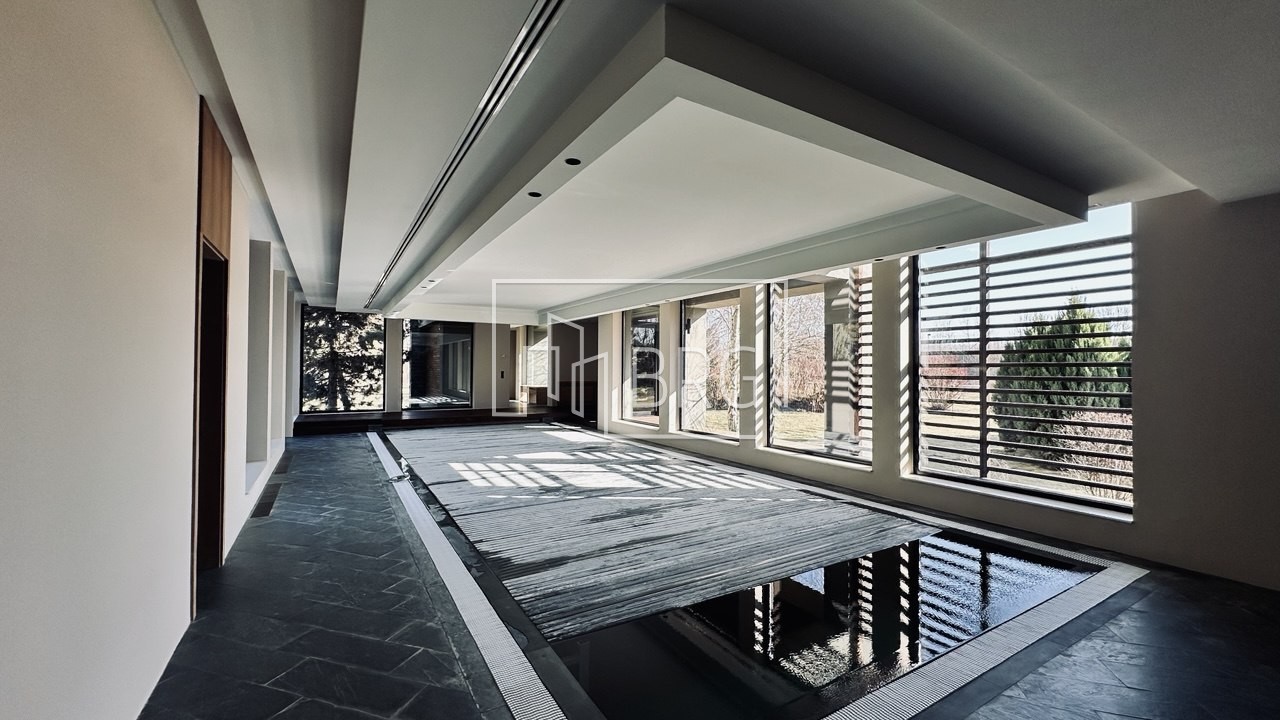 Дом 1100м с выходом на р.Стугну Таценки. Київська обл