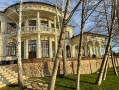 House 1020m with access to the water on the Dam. Kiev region