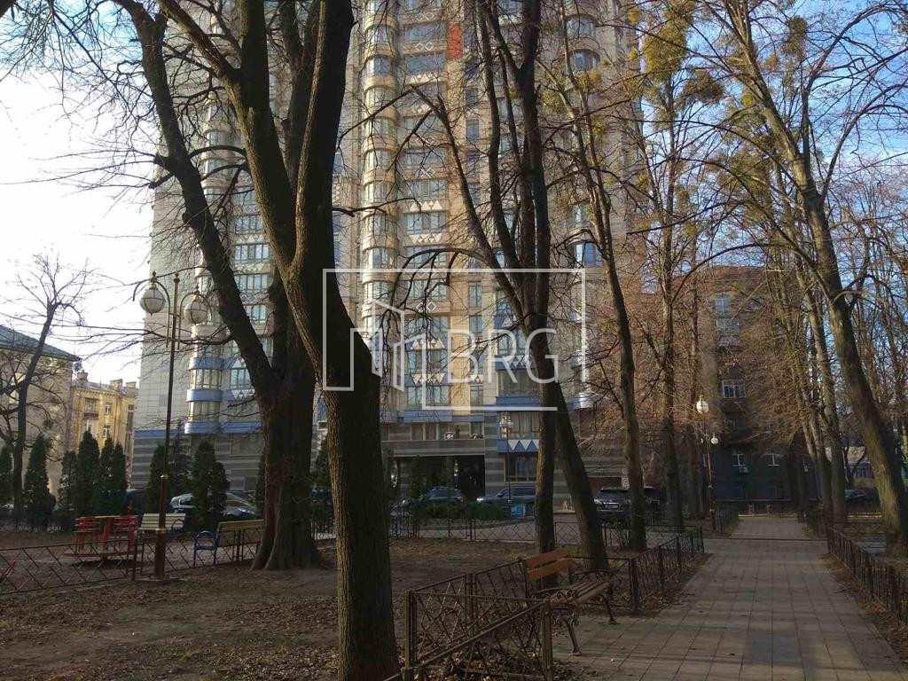 Аренда 4-х комнатной квартиры ЖК Липская башня на Печерске. Kiev