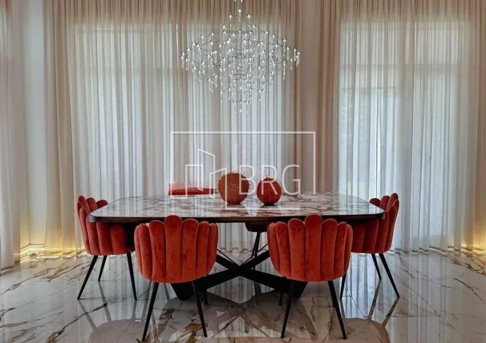 Новый дом с бассейном 360м КГ Монтана вилладж Козин. Киевская обл