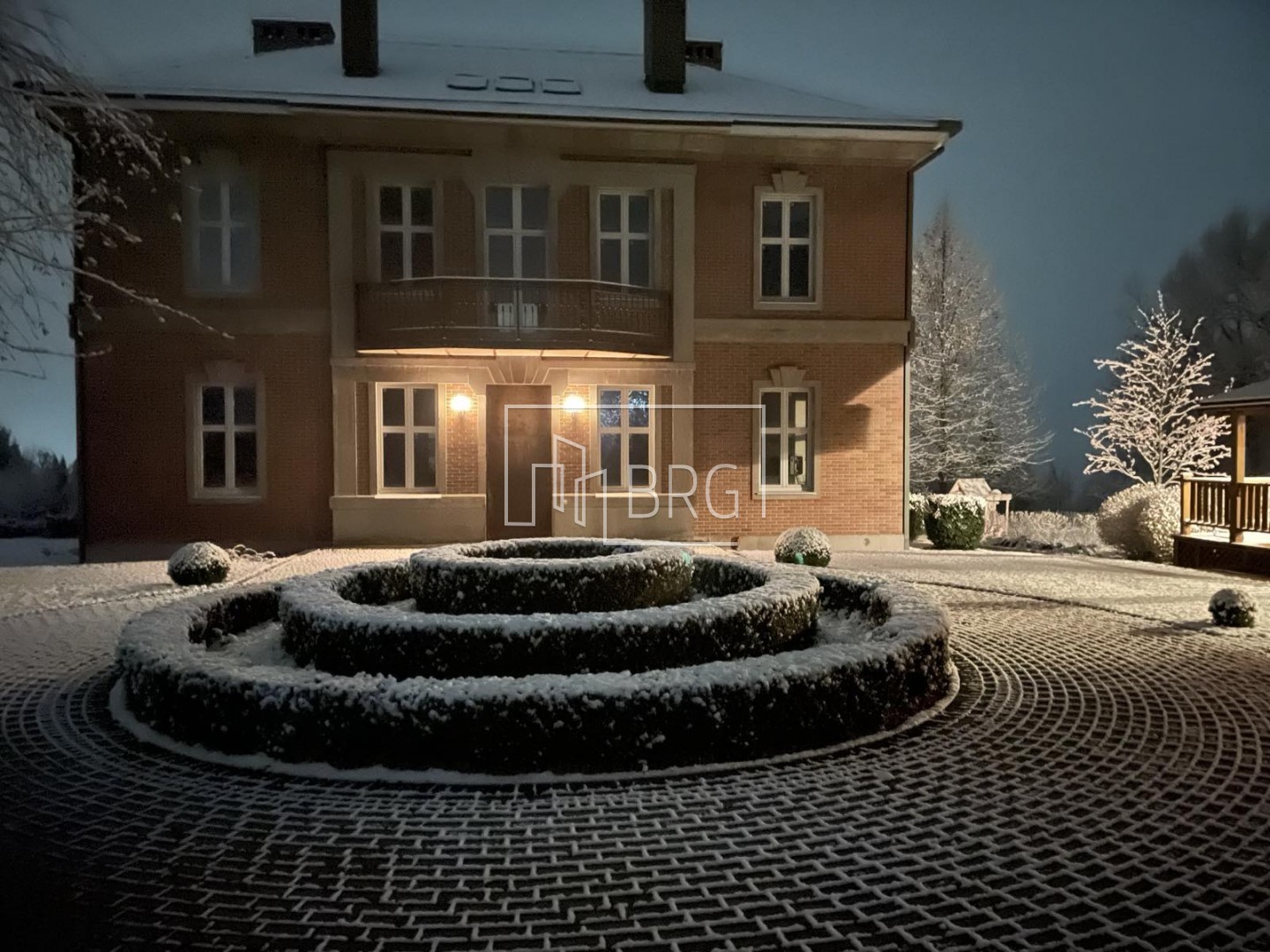 Дом 480м с.Большие Дмитровичи Обуховский р-н. Киевская обл