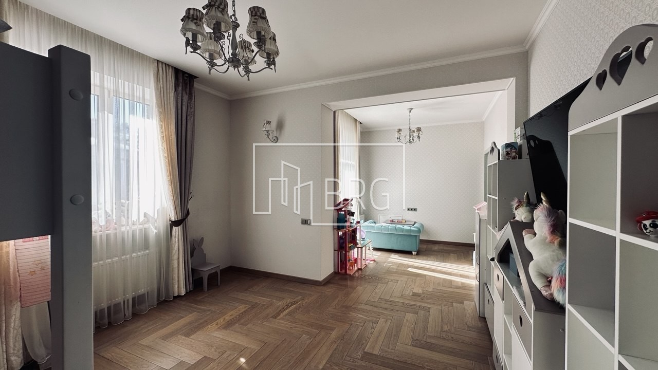 Продажа современного дома 460м Романков. Київська обл