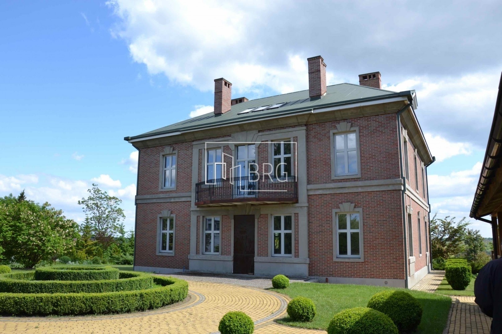 Дом 480м с.Большие Дмитровичи Обуховский р-н. Киевская обл