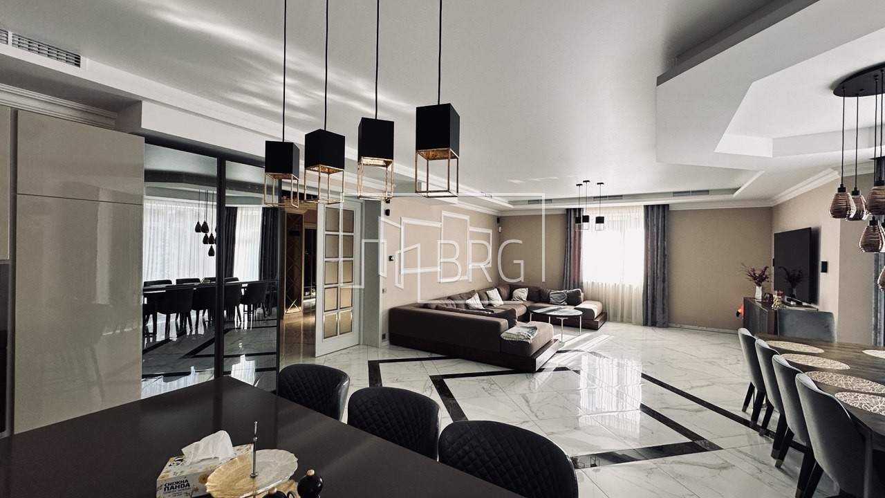 Продажа современного дома 460м Романков. Київська обл