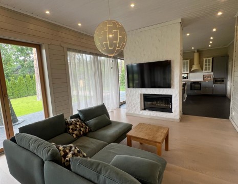 Дом 180м хутор Мрыги Голосеевский р-н. Київ