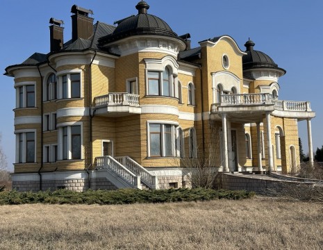 Особняк 1000м с выходом на Днепр коттеджный городок Дамба начало. Київська обл