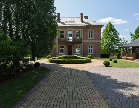 Дом 480м с.Большие Дмитровичи Обуховский р-н. Киевская обл