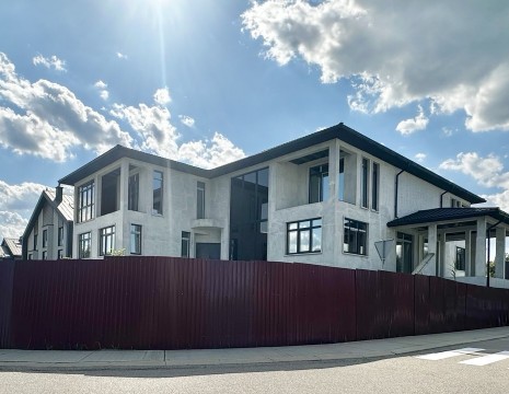 Новый современный дом 524м КГ Конык . Київ